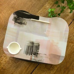 Chapters Indigo Lapdesk